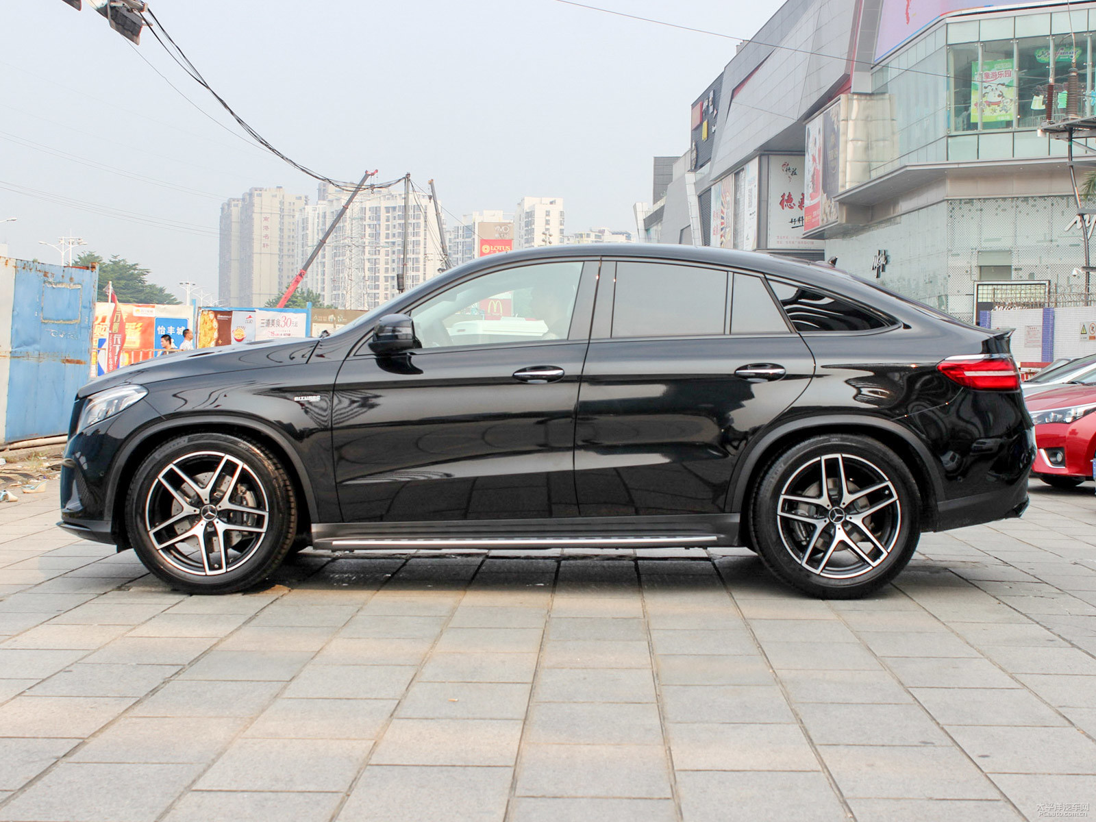 GLE 轎跑SUV AMG外觀高清大圖