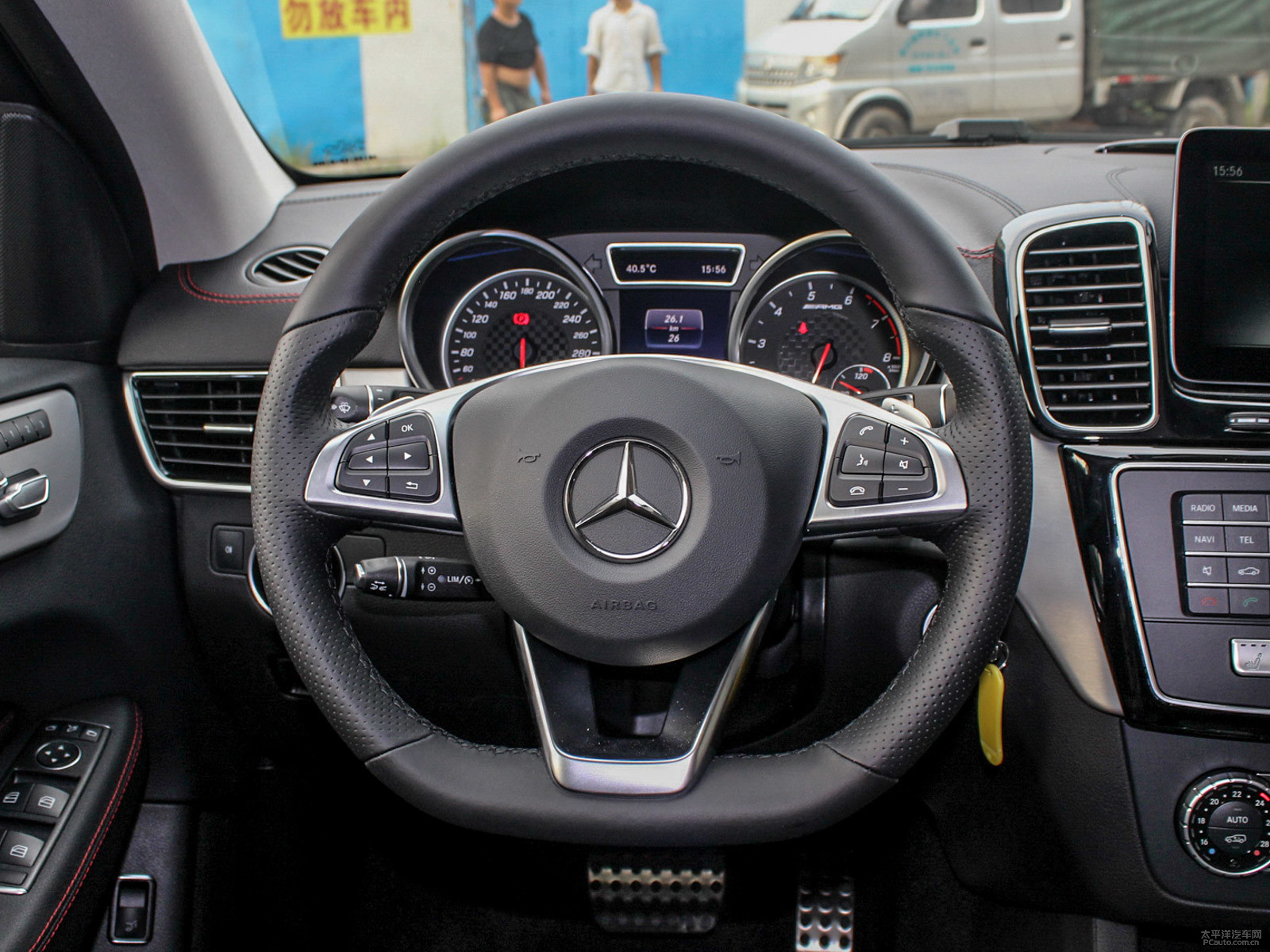 GLE 轎跑SUV AMG內(nèi)飾高清大圖