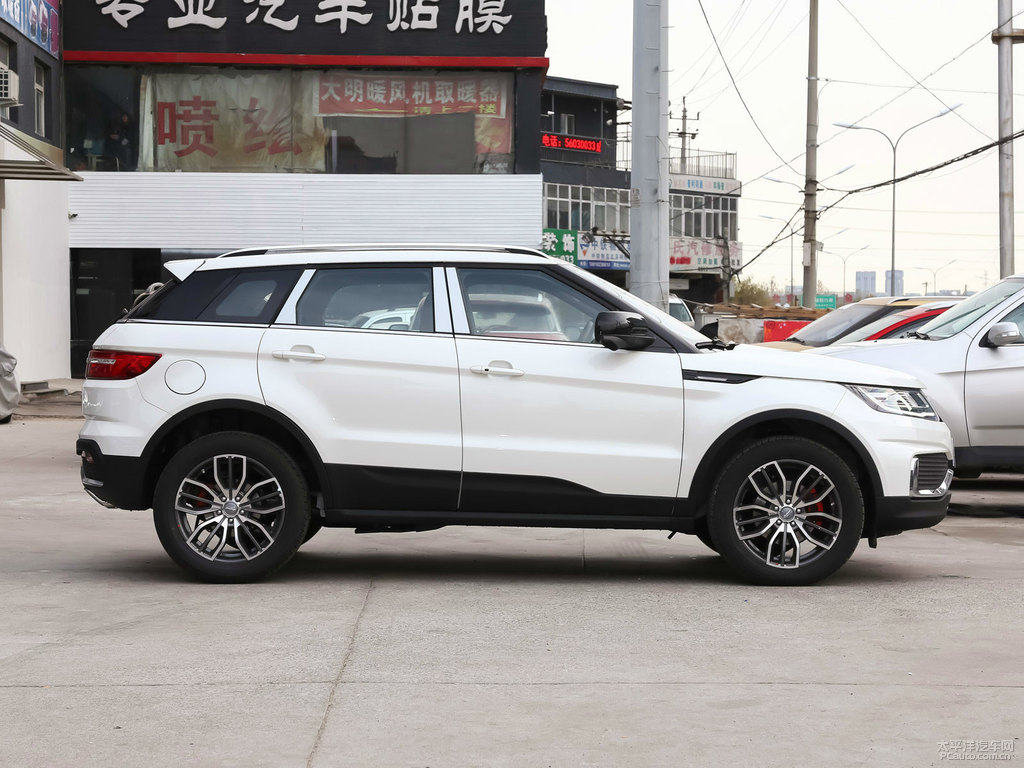 昆侖白陸風(fēng)X7整車外觀外觀圖片