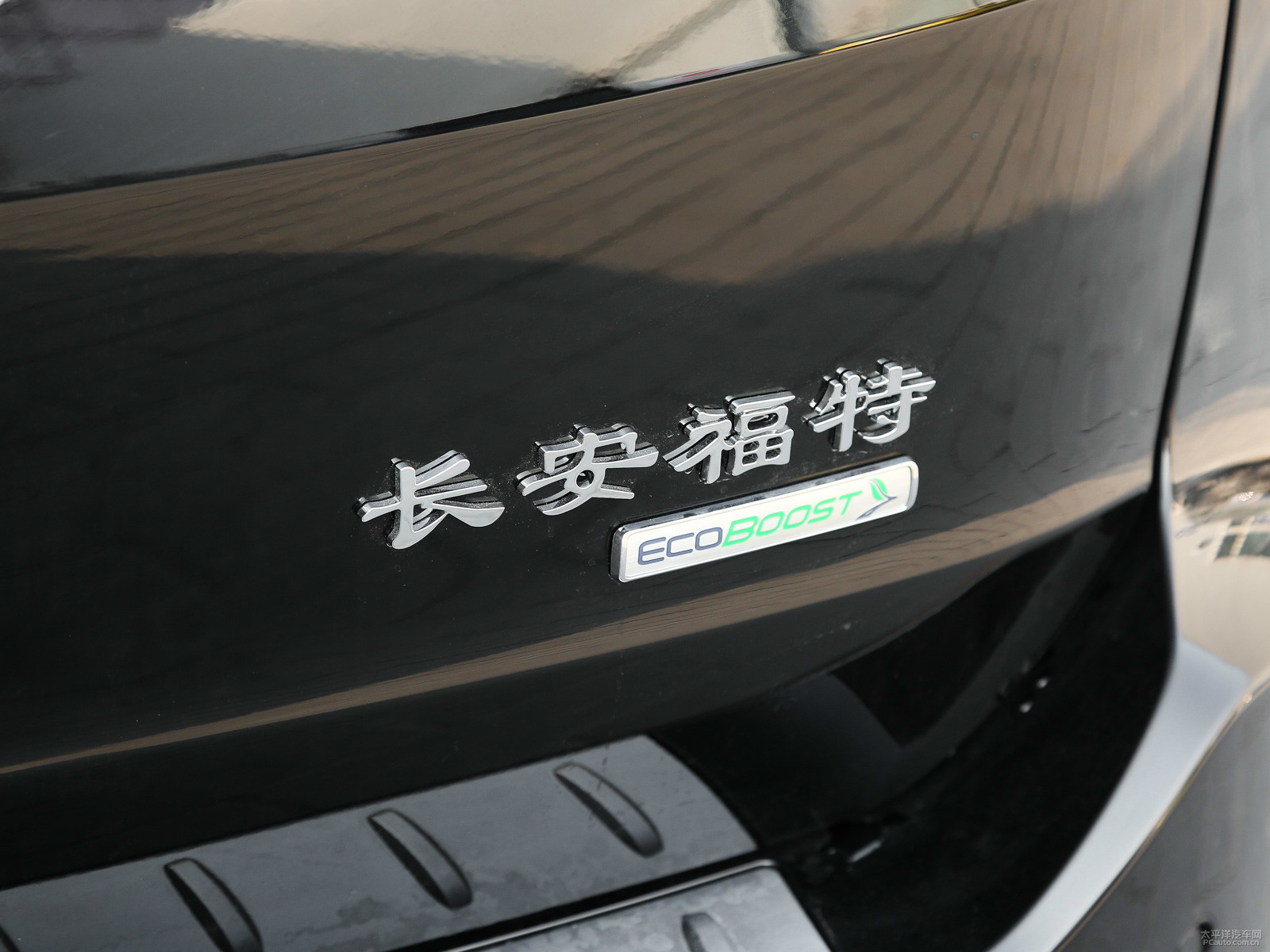 銳界L外觀高清大圖