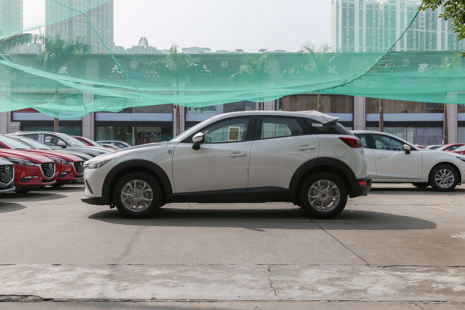 馬自達(dá)CX-3外觀高清大圖