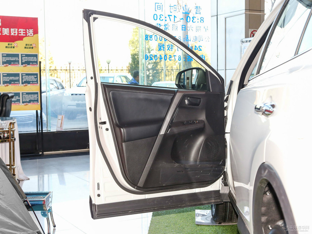 RAV4s܇(ni)DƬ