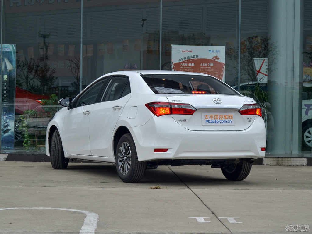 超級(jí)白色卡羅拉整車外觀外觀圖片