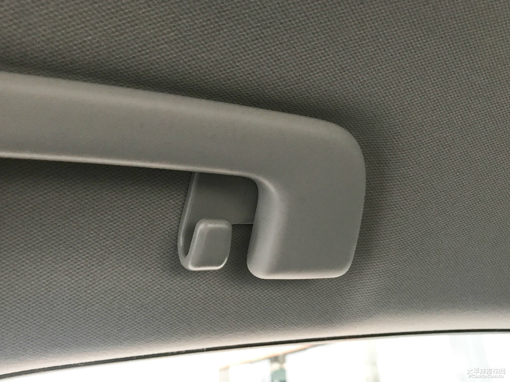 超級白色卡羅拉車廂內飾圖片