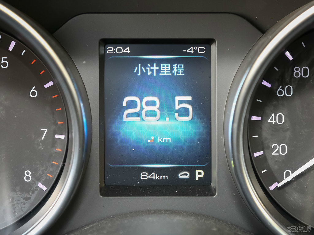 匹茲堡銀哈弗H6 Coupe中控內飾圖片