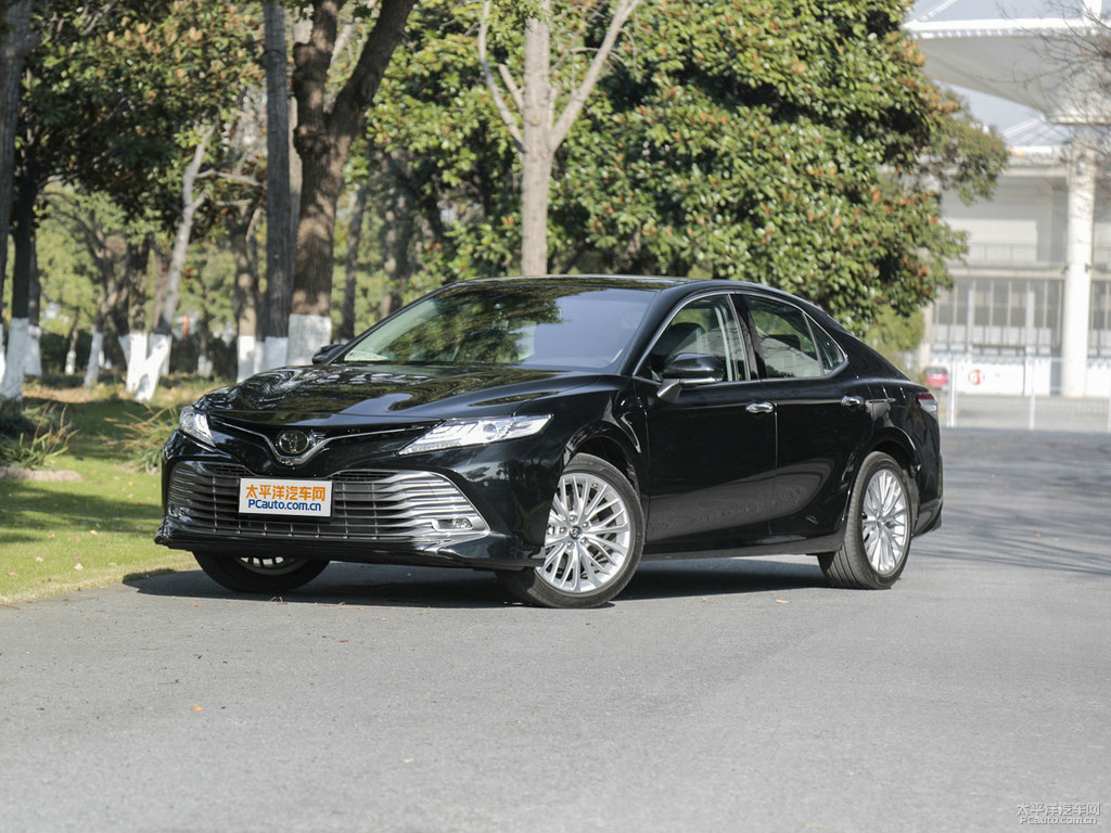 墨晶黑凱美瑞整車外觀外觀圖片