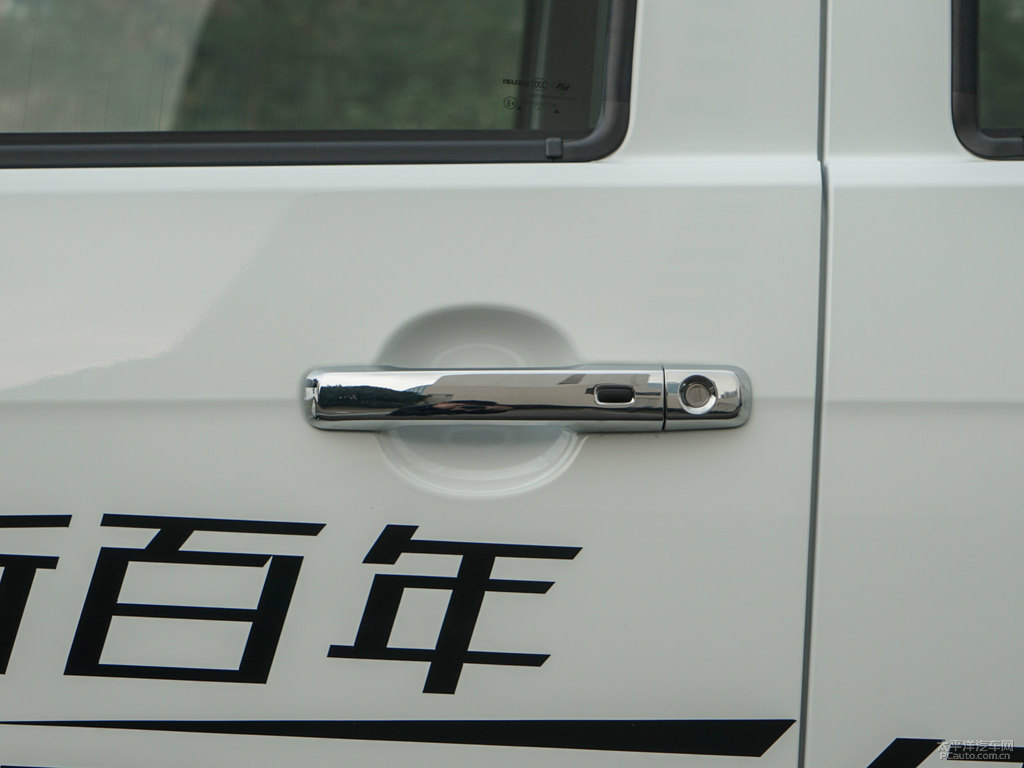 D-MAX܇^DƬ
