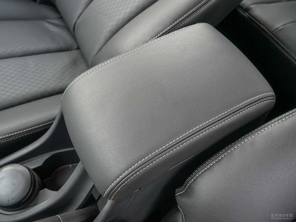 D-MAX΃(ni)DƬ