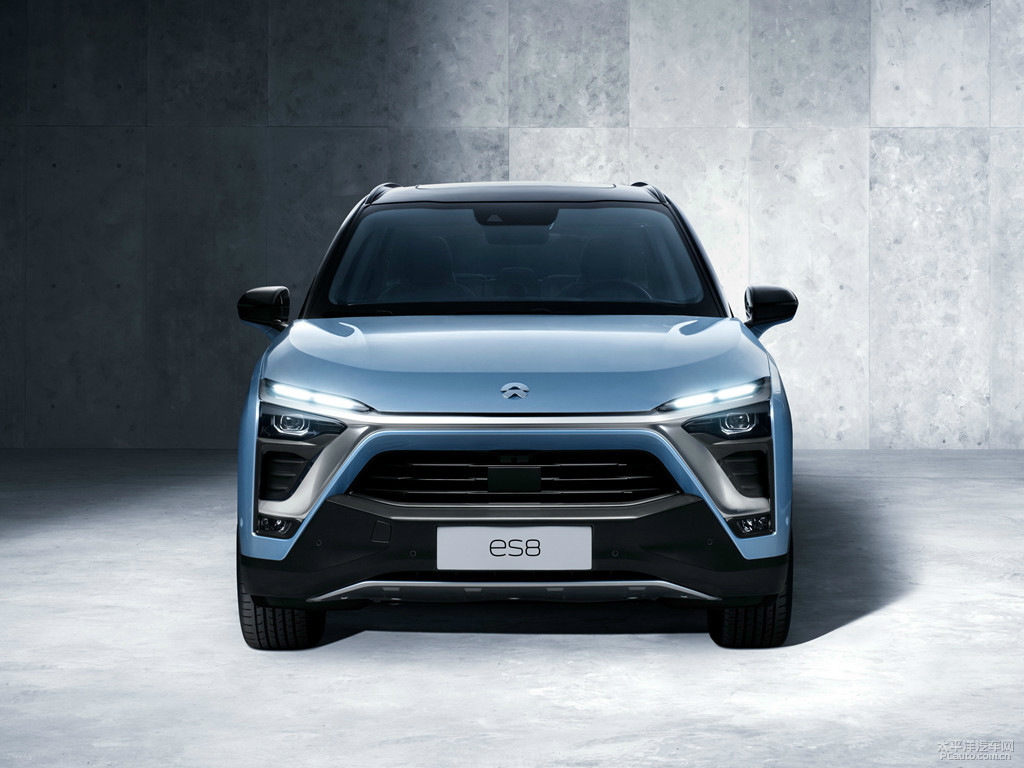 天藍(lán)蔚來(lái)ES8整車外觀外觀圖片