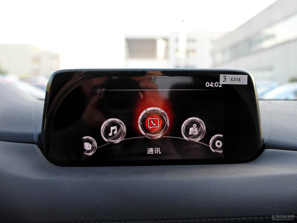 魂動(dòng)紅馬自達(dá)CX-5中控內(nèi)飾圖片