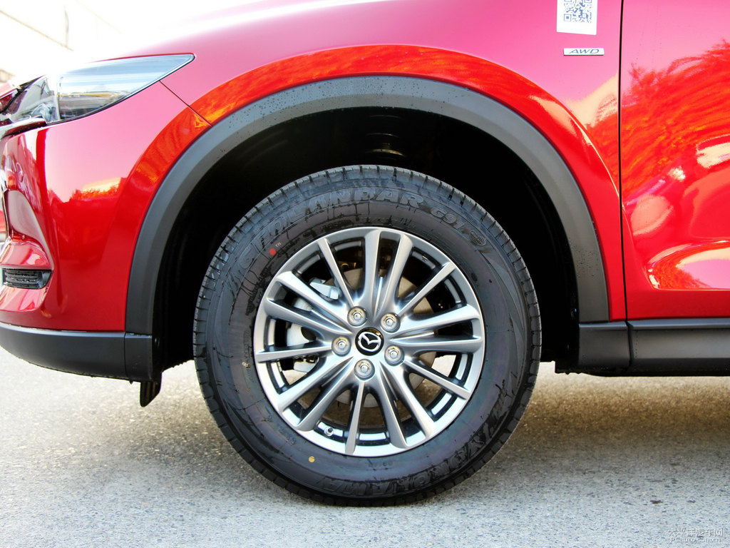 魂動(dòng)紅馬自達(dá)CX-5車身外觀圖片