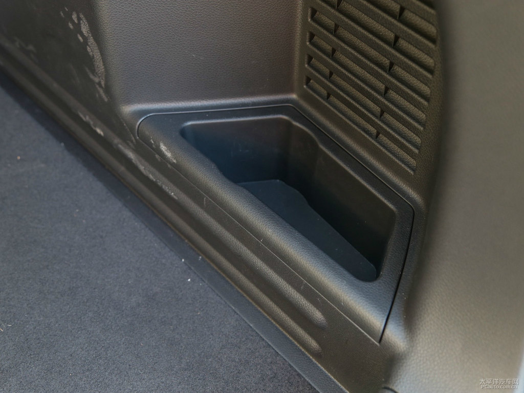 珠光白啟辰T70后備廂空間圖片