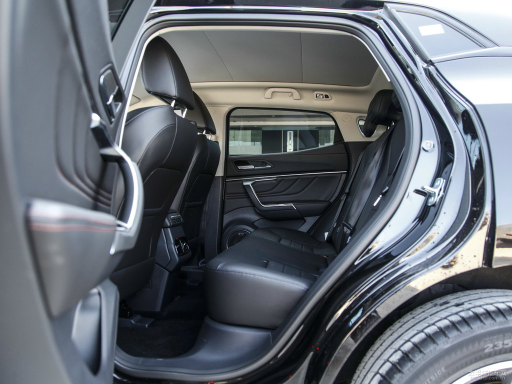 炫晶黑魏牌 VV5整車外觀外觀圖片