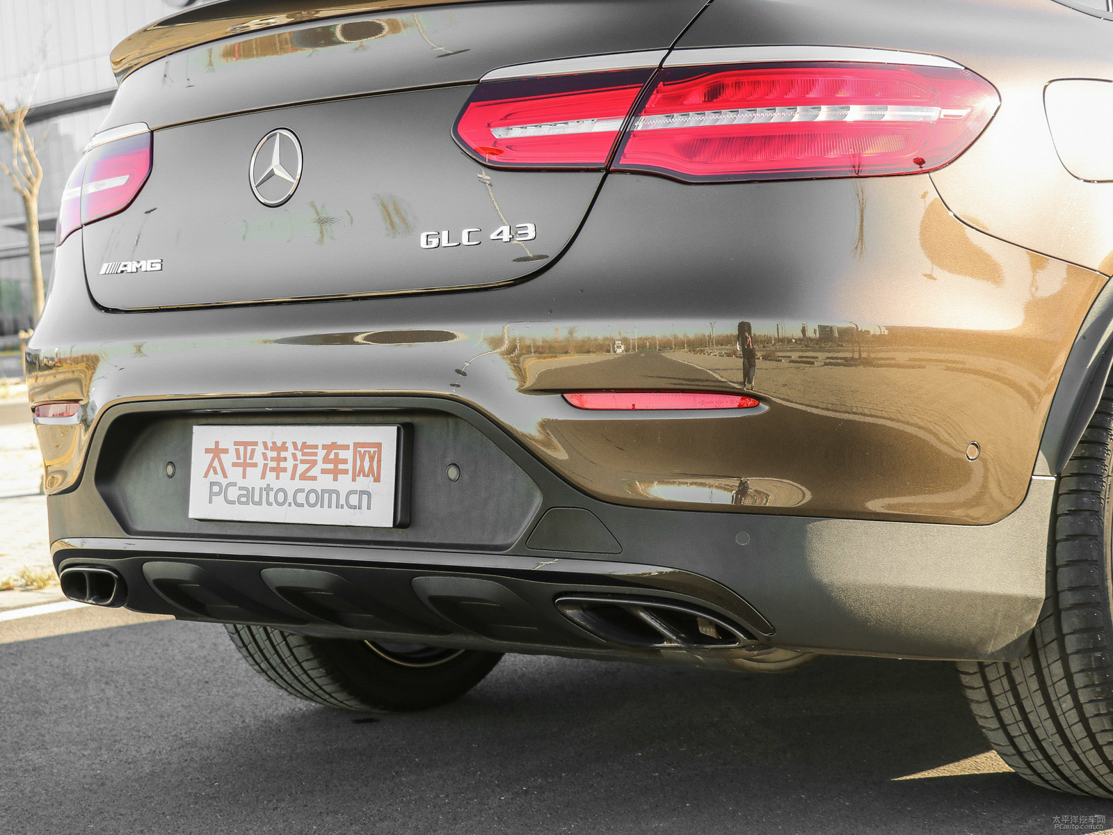 GLC 轎跑SUV AMG外觀高清大圖