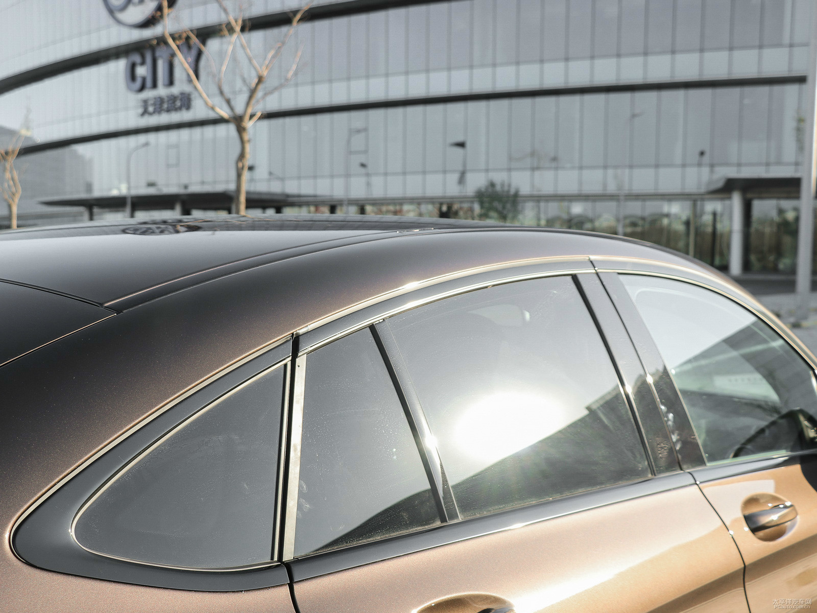 GLC 轎跑SUV AMG外觀高清大圖