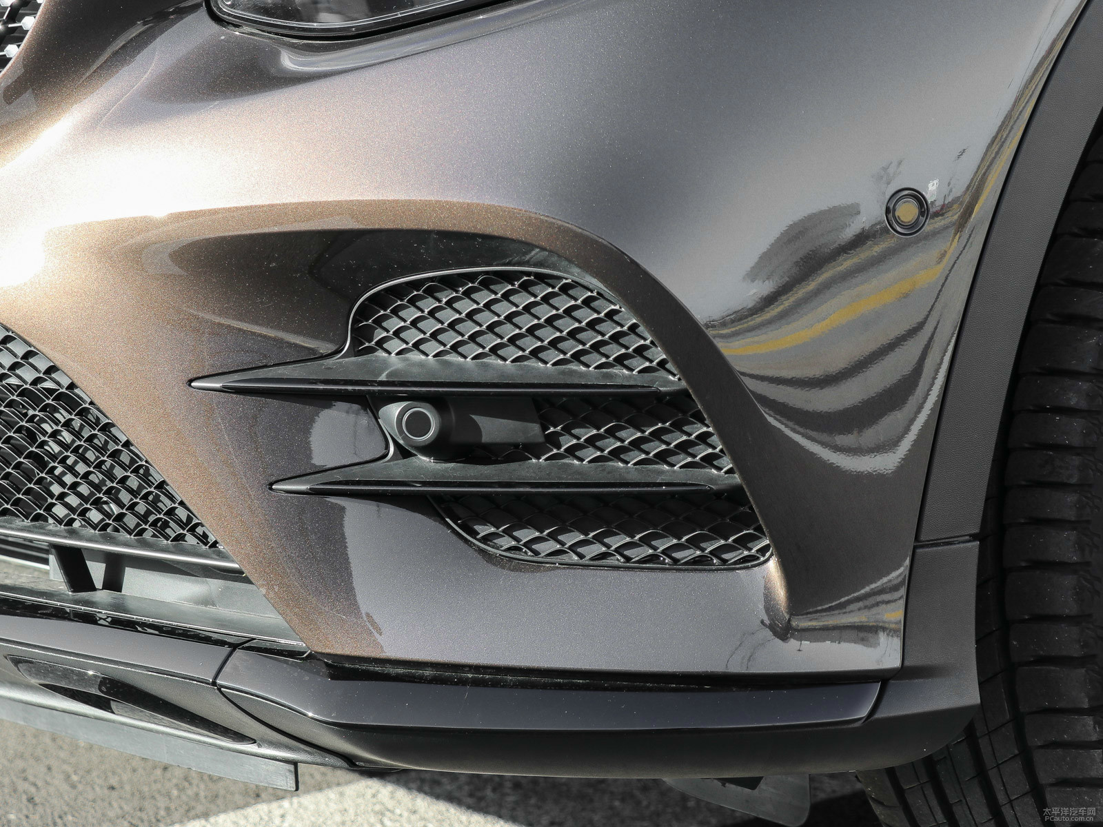 GLC 轎跑SUV AMG外觀高清大圖