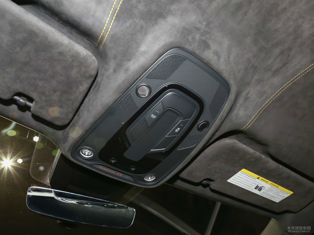 GialloAuge蘭博基尼Urus車廂內(nèi)飾圖片
