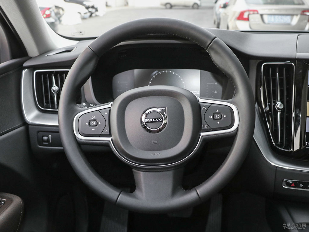 幻夜銀沃爾沃XC60中控內(nèi)飾圖片