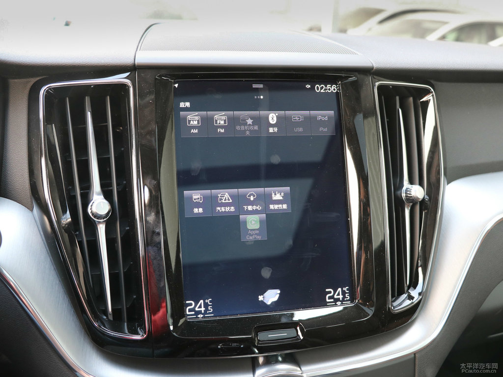 幻夜銀沃爾沃XC60中控內(nèi)飾圖片