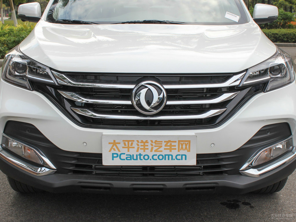 珍珠白東風風神AX7車頭外觀圖片