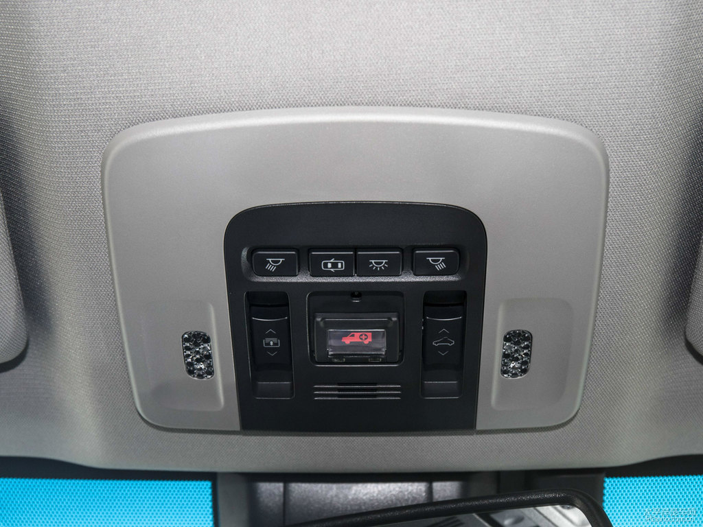 海鉆藍(lán)凱美瑞車廂內(nèi)飾圖片