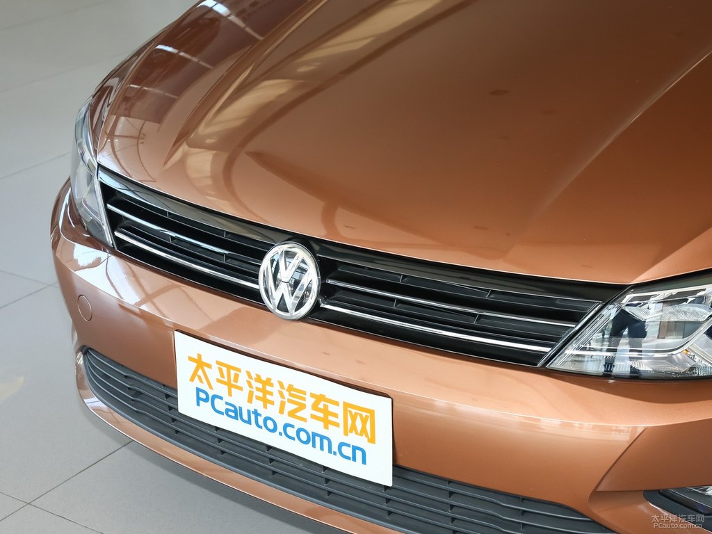 摩登棕凌渡車頭外觀圖片