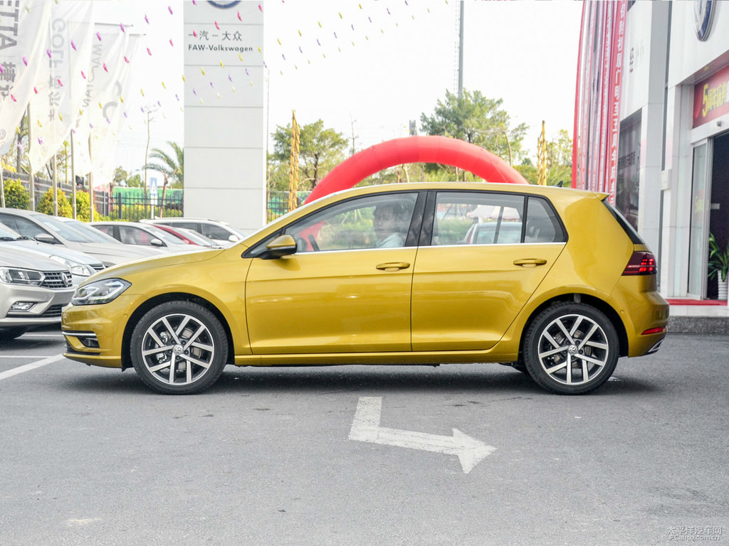卡庫(kù)金高爾夫整車外觀外觀圖片