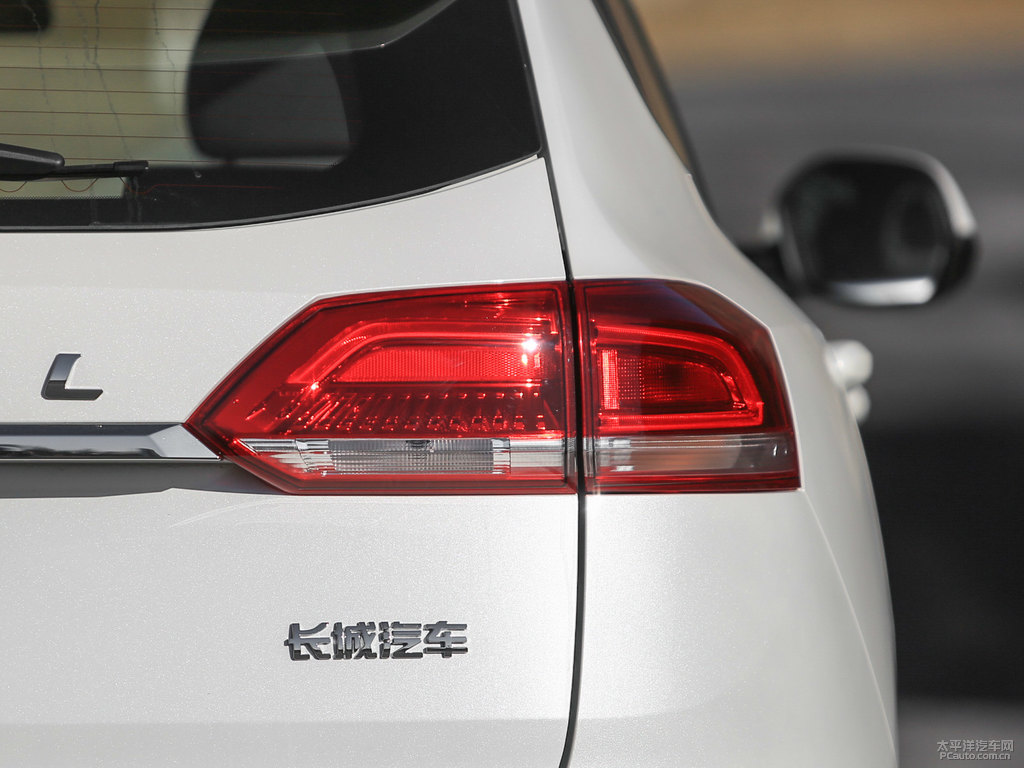 漢密爾頓白哈弗H6車(chē)尾外觀(guān)圖片