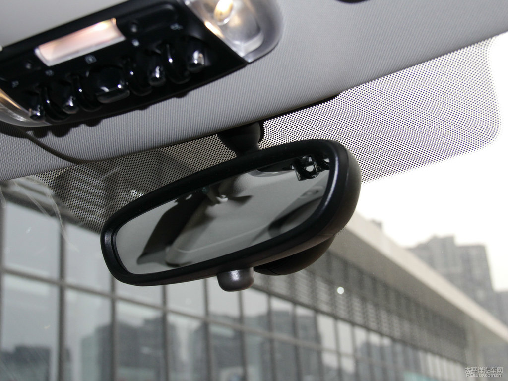 tMINI COUNTRYMAN܇(ni)DƬ