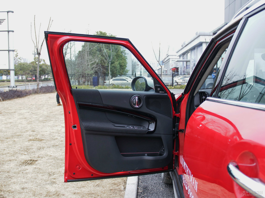 tMINI COUNTRYMAN܇(ni)DƬ