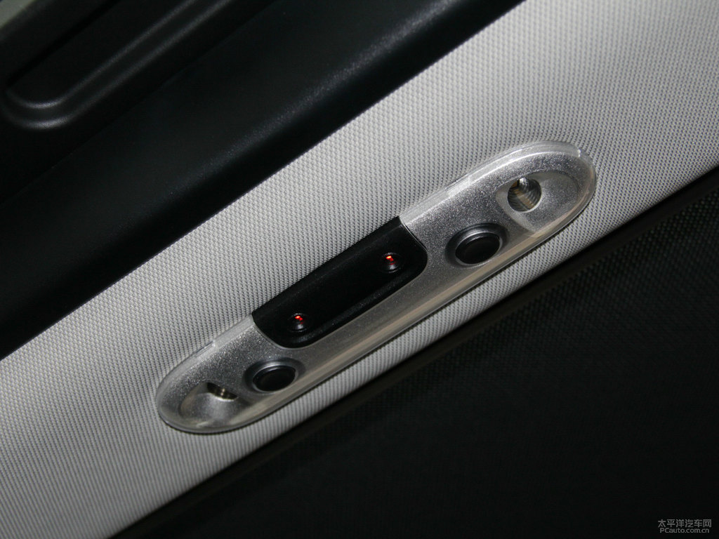 tMINI COUNTRYMAN܇(ni)DƬ