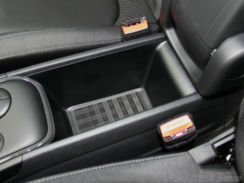 tMINI COUNTRYMAN(ch)ggDƬ