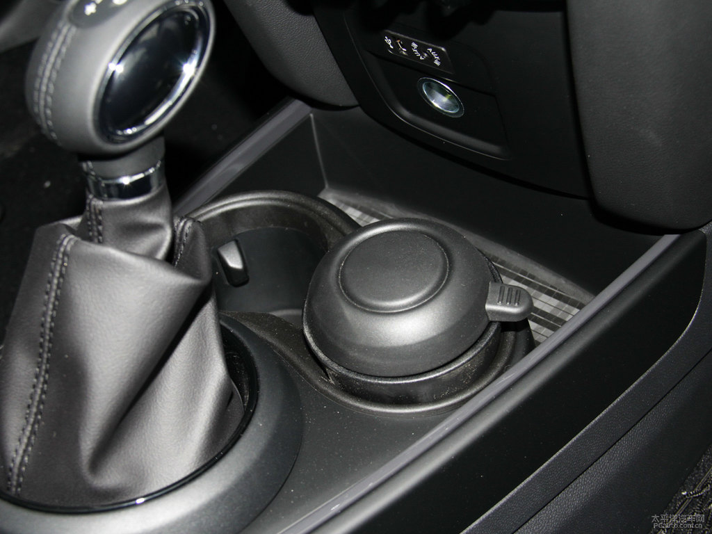 tMINI COUNTRYMAN(ch)ggDƬ