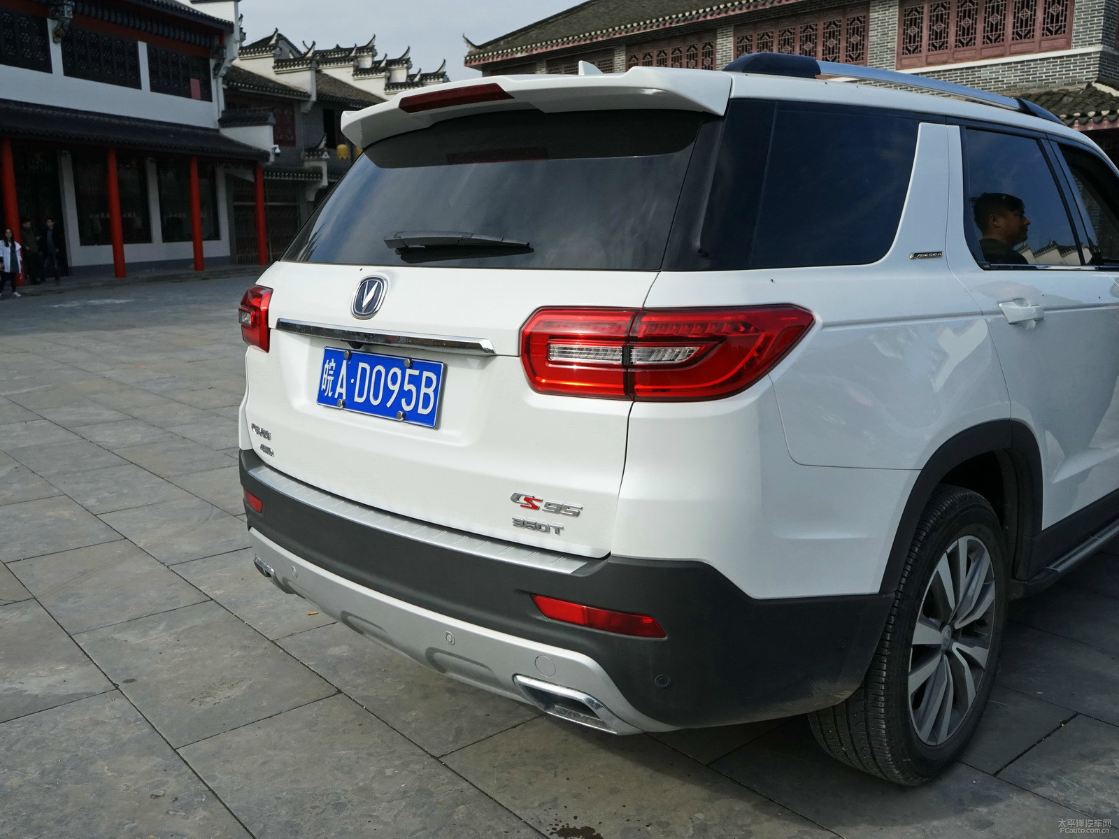 長(zhǎng)安CS95外觀高清大圖