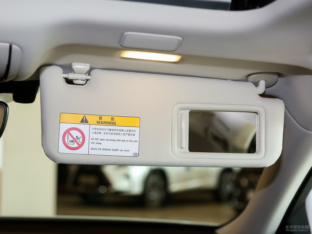超音速石英白雷克薩斯LS車廂內(nèi)飾圖片