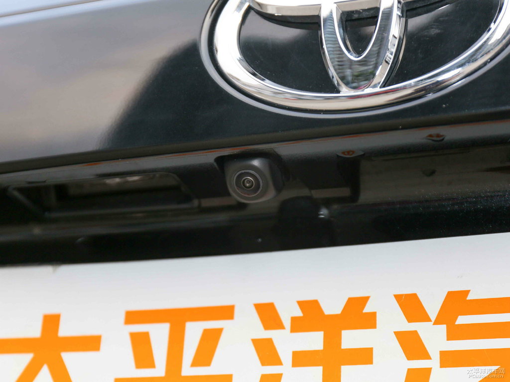 墨晶黑漢蘭達(dá)車尾外觀圖片