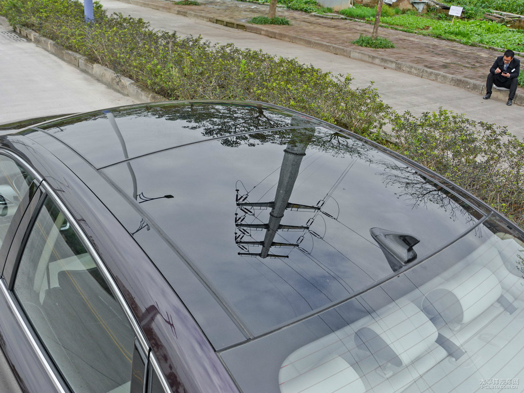 流光紫睿騁CC車身外觀圖片