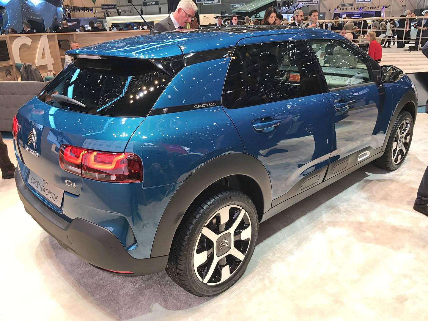 雪鐵龍C4 Cactus車展高清大圖