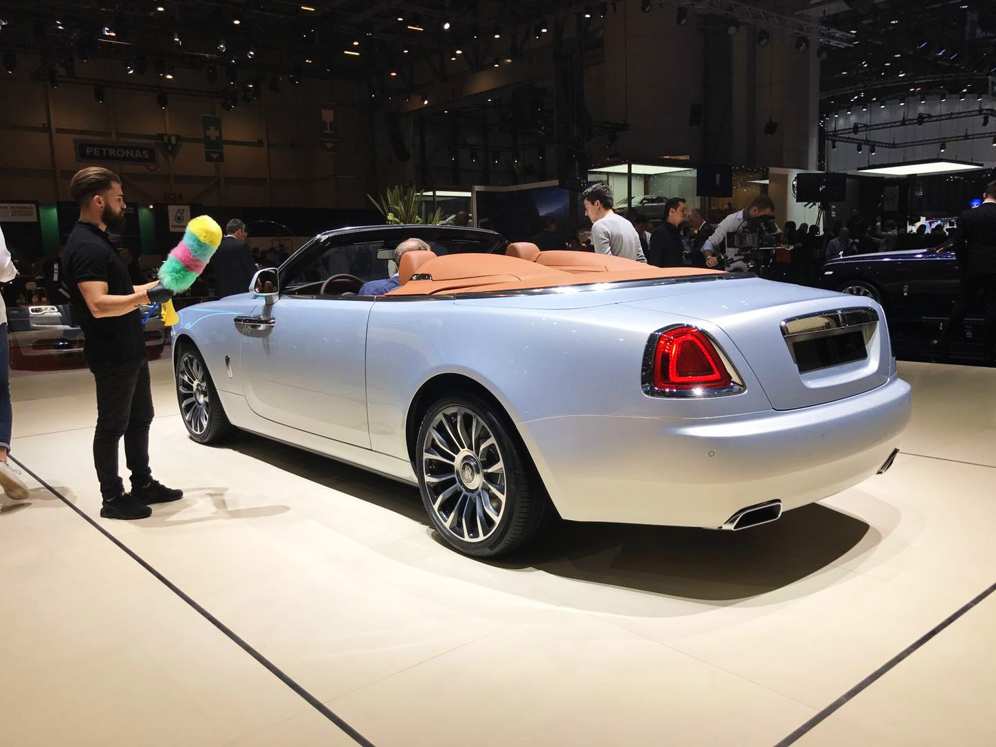 曜影車展高清大圖