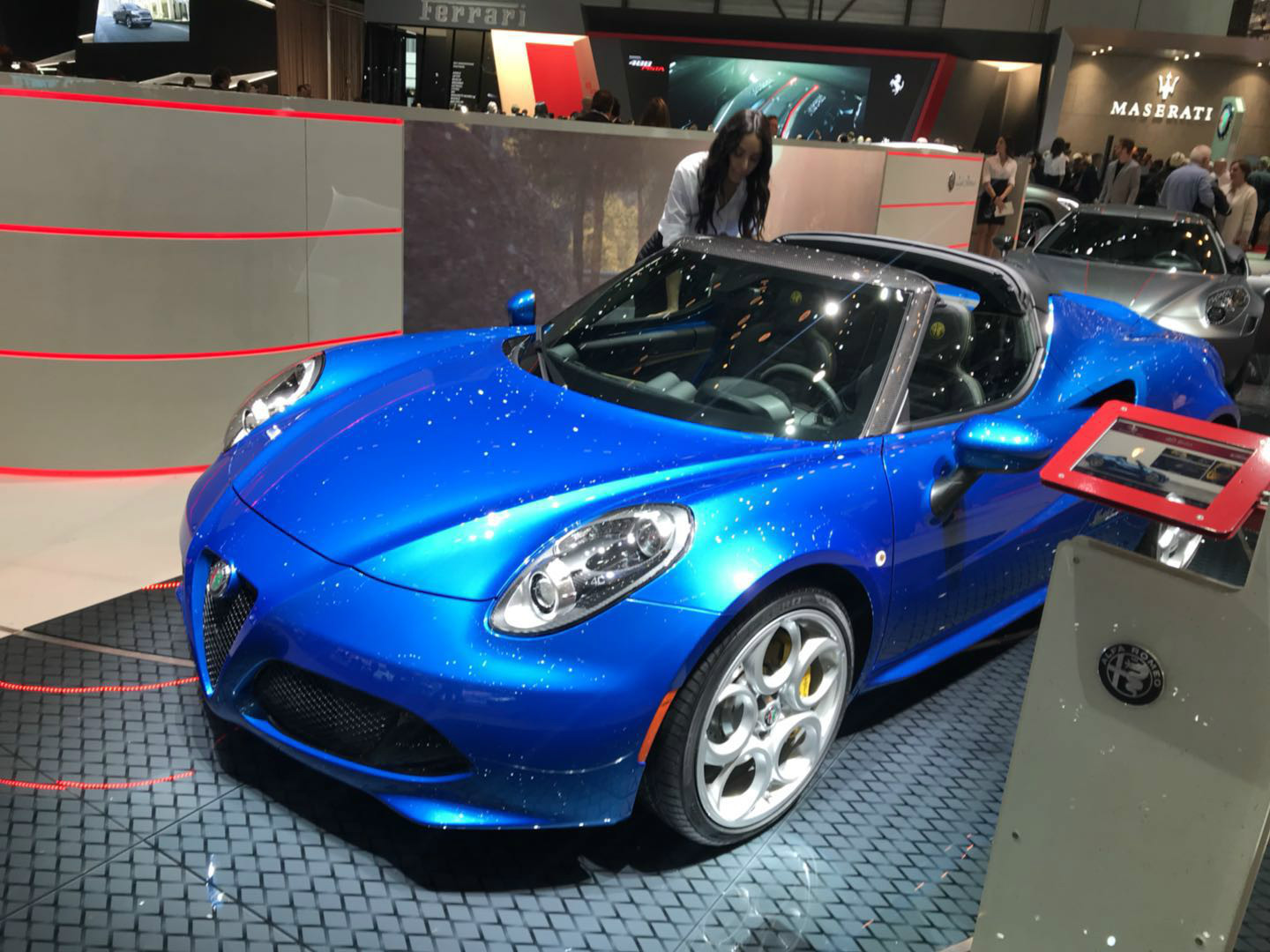 ALFA 4C車展高清大圖