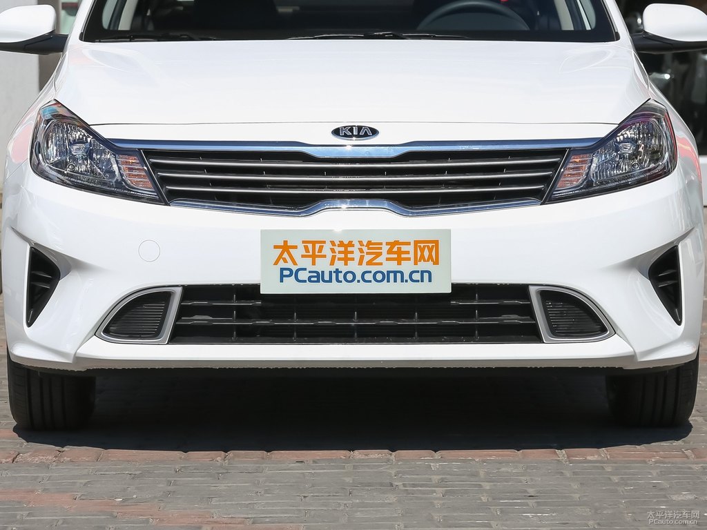 透明白福瑞迪車頭外觀圖片