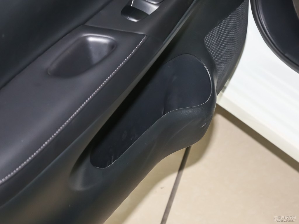 珠光白軒逸儲物空間空間圖片