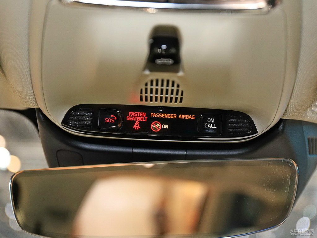 沃爾沃V60車廂內(nèi)飾圖片
