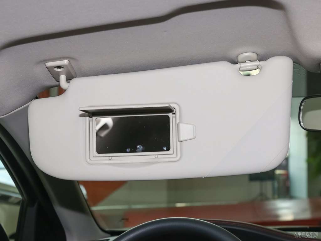 珠光白啟辰T70車廂內(nèi)飾圖片