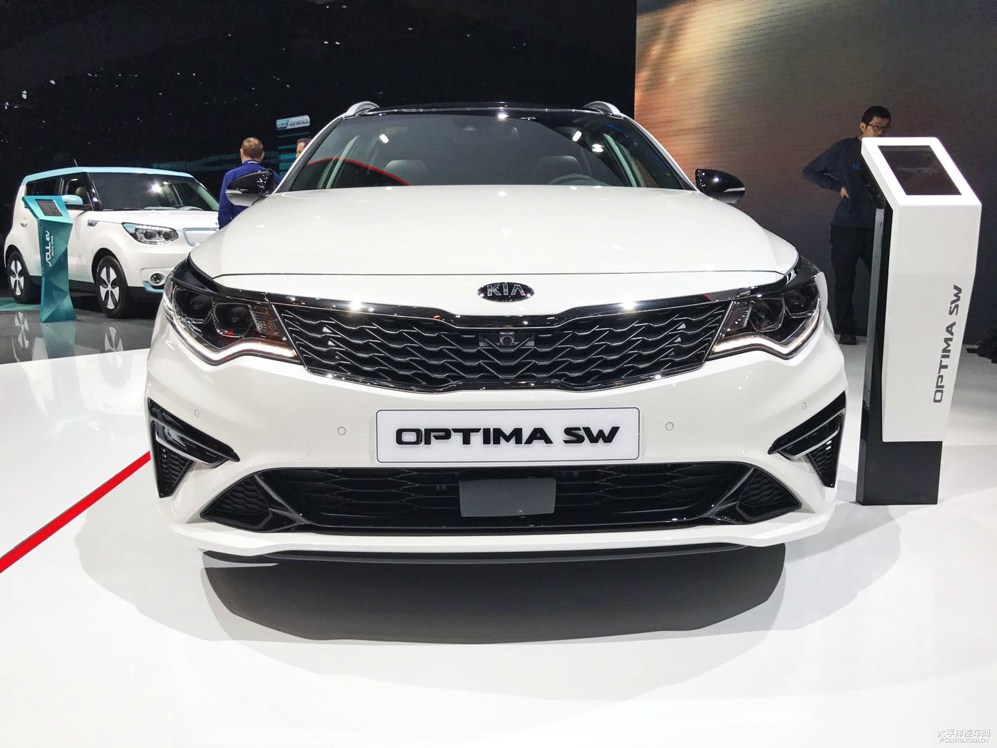 起亞Optima外觀高清大圖