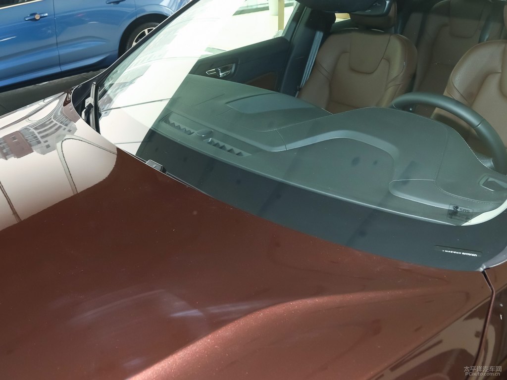 楓木棕沃爾沃XC60車身外觀圖片