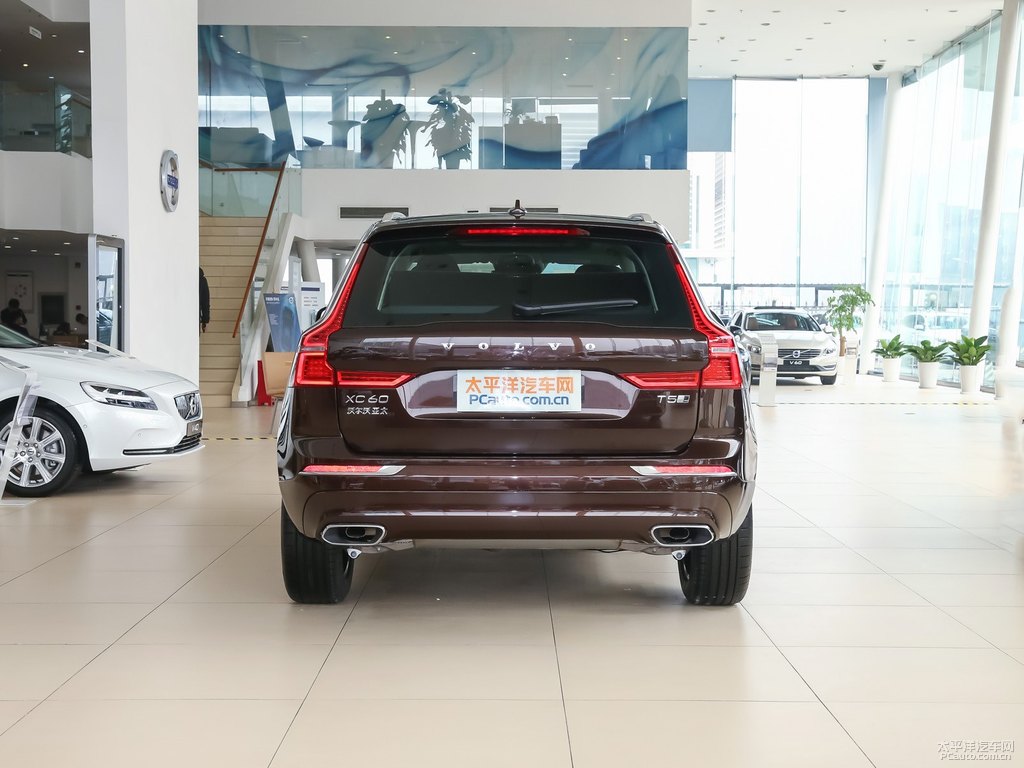 楓木棕沃爾沃XC60整車外觀外觀圖片