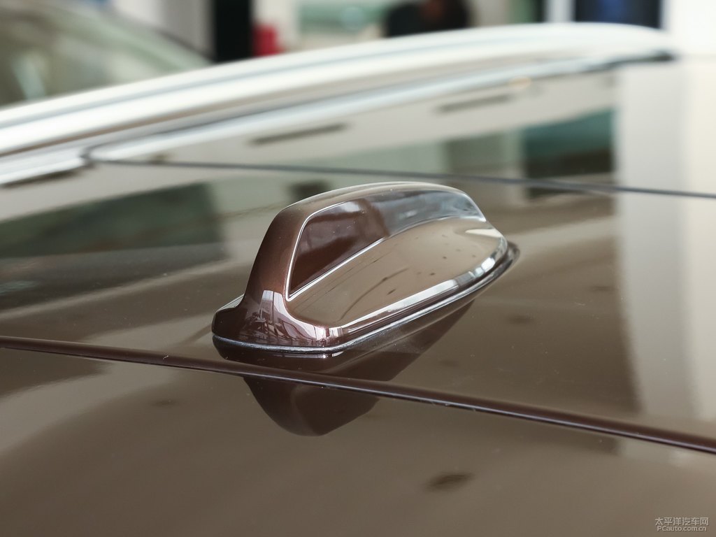 楓木棕沃爾沃XC60車身外觀圖片