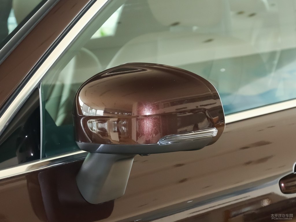 楓木棕沃爾沃XC60車身外觀圖片