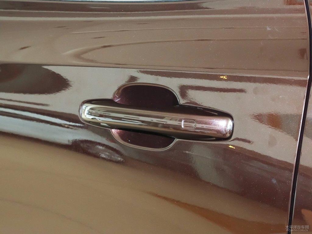 楓木棕沃爾沃XC60車身外觀圖片